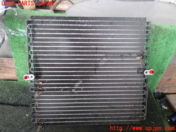 5UPJ-26656031]ハイエースワゴン100系(LH100G)エアコンコンデンサー1 中古_m0002.jpg
