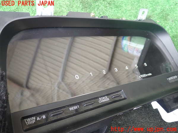 1UPJ-26656170]ハイエースワゴン100系(LH100G)スピードメーター 中古_m0002.jpg