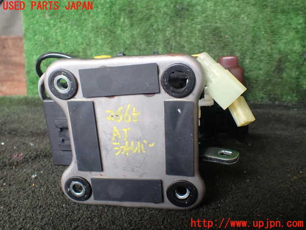 5UPJ-26657555]ハイエースワゴン100系(LH100G)ATシフトレバー 中古_m0004.jpg