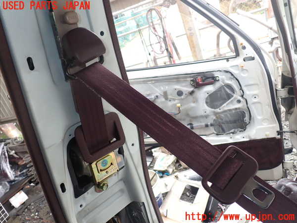 5UPJ-26657075]ハイエースワゴン100系(LH100G)助手席シートベルト 中古_m0001.jpg