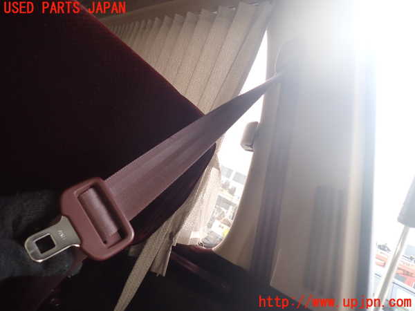 1UPJ-26657245]ハイエースワゴン100系(LH100G)右3列目シートベルト 中古_m0001.jpg
