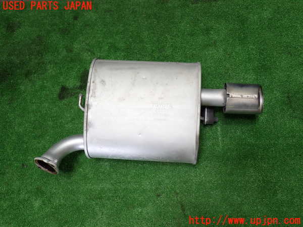 1UPJ-26682671]カムリハイブリッド(AXVH70)リアマフラー1 中古_m0002.jpg