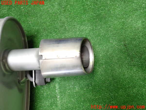 1UPJ-26682671]カムリハイブリッド(AXVH70)リアマフラー1 中古_m0003.jpg