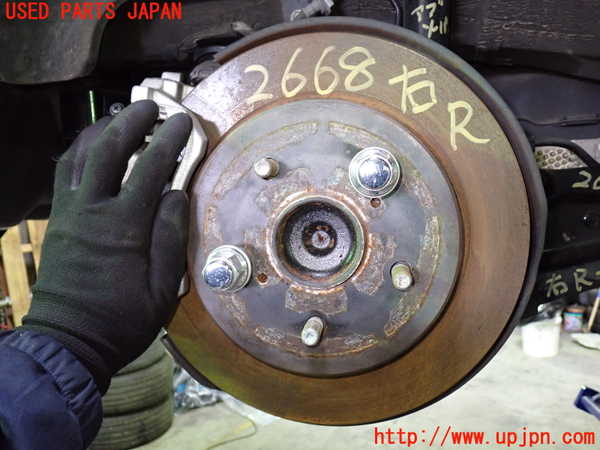 1UPJ-26684300]カムリハイブリッド(AXVH70)右リアナックルハブ 中古_m0001.jpg