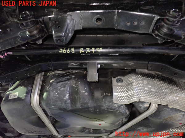 1UPJ-26685445]カムリハイブリッド(AXVH70)リアスタビライザー 中古_m0002.jpg