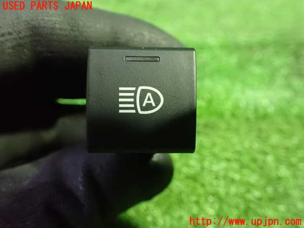 5UPJ-26686312]カムリハイブリッド(AXVH70)スイッチ7 (オートヘッドライト) 中古_m0001.jpg