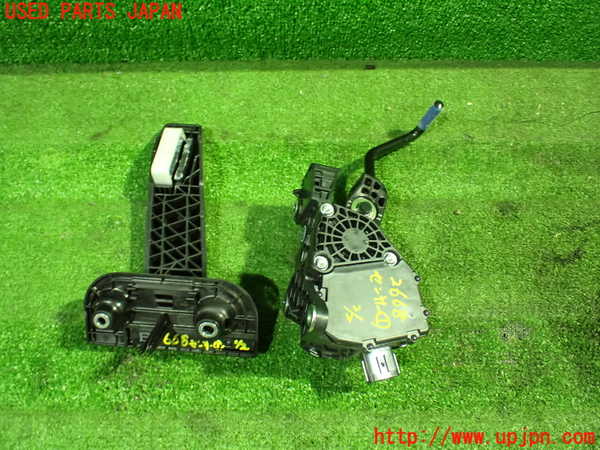 1UPJ-26686381]カムリハイブリッド(AXVH70)センサー1 中古_m0002.jpg
