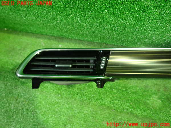 5UPJ-26687527]カムリハイブリッド(AXVH70)エアコン吹き出し口2 (左) 中古_m0003.jpg