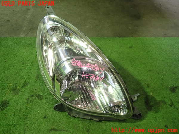 1UPJ-26691130]ファンカーゴ(NCP20)右ヘッドライト ハロゲン 中古_m0001.jpg