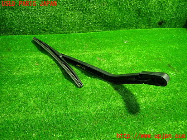 5UPJ-26691661]ファンカーゴ(NCP20)リアワイパーアーム1 中古_m0003.jpg