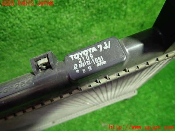 1UPJ-26692321]ファンカーゴ(NCP20)ラジエーター1 中古_m0003.jpg