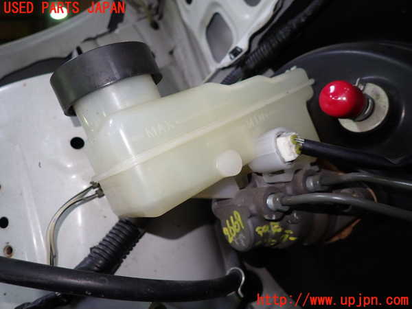 5UPJ-26694050]ファンカーゴ(NCP20)ブレーキマスターシリンダー 中古_m0001.jpg