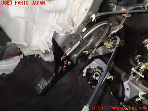1UPJ-26697550]ファンカーゴ(NCP20)サイドブレーキレバー 中古_m0001.jpg