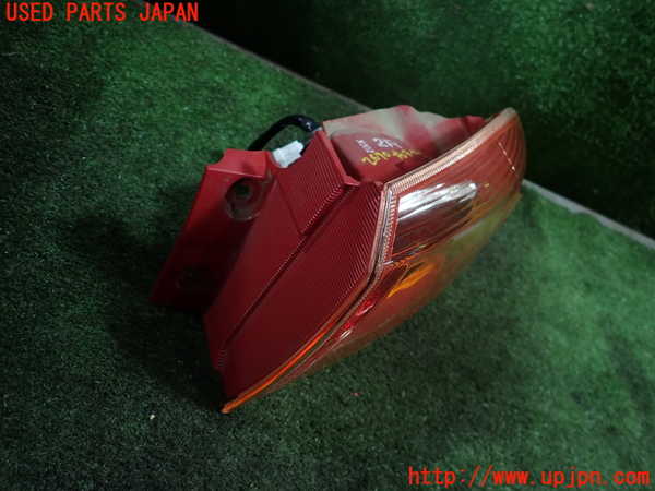 1UPJ-26701530]ランエボ10(CZ4A)右テールランプ 【ジャンク】_m0002.jpg
