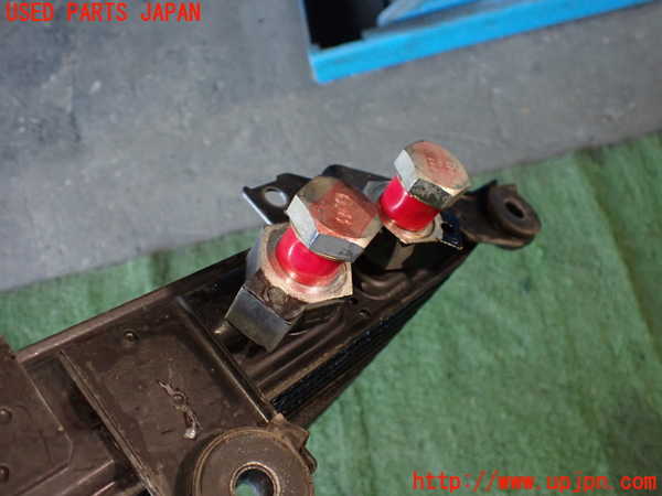 5UPJ-26702481]ランエボ10(CZ4A)オイルクーラー1 (右側) 中古_m0003.jpg