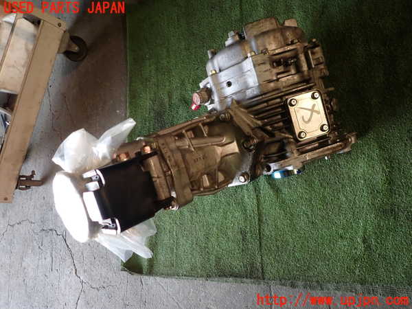 1UPJ-26703300]ランエボ10(CZ4A)トランスファー 中古_m0003.jpg