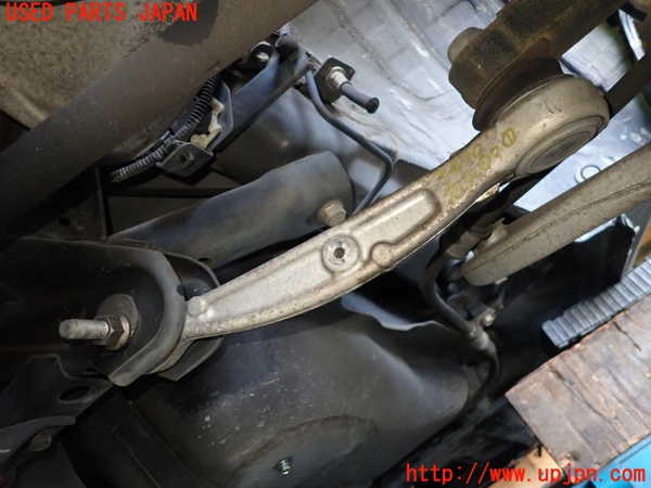 1UPJ-26705200]ランエボ10(CZ4A)右リアロアアーム1 中古_m0001.jpg
