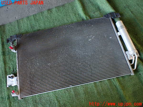 5UPJ-26706031]ランエボ10(CZ4A)エアコンコンデンサー1 中古_m0003.jpg