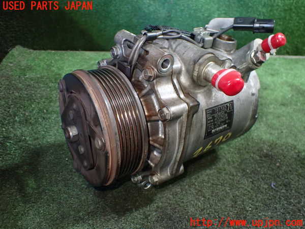 5UPJ-26706025]ランエボ10(CZ4A)エアコンコンプレッサー 中古_m0001.jpg
