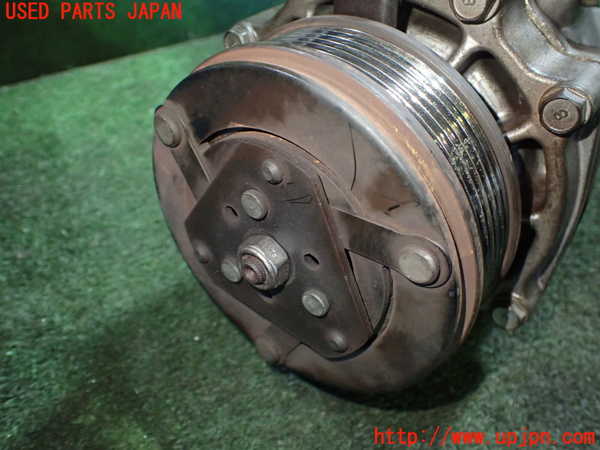 5UPJ-26706025]ランエボ10(CZ4A)エアコンコンプレッサー 中古_m0002.jpg