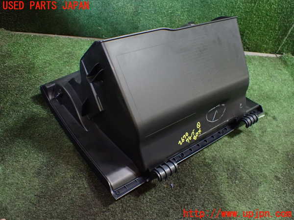 1UPJ-26707516]ランエボ10(CZ4A)グローブボックス1 中古_m0003.jpg