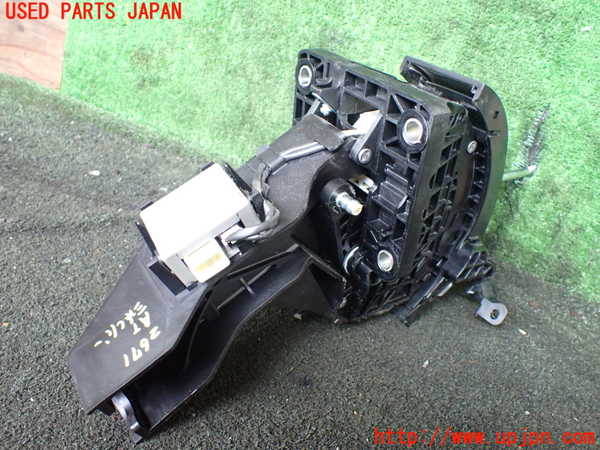 1UPJ-26717555]ヴェルファイア(ANH20W)ATシフトレバー 中古_m0002.jpg