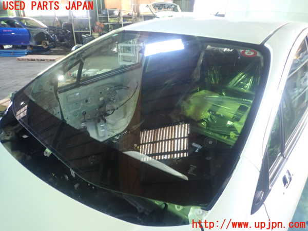 5UPJ-26721195]アクア(AQUA)(MXPK11)フロントガラス NSG M311 中古_m0002.jpg