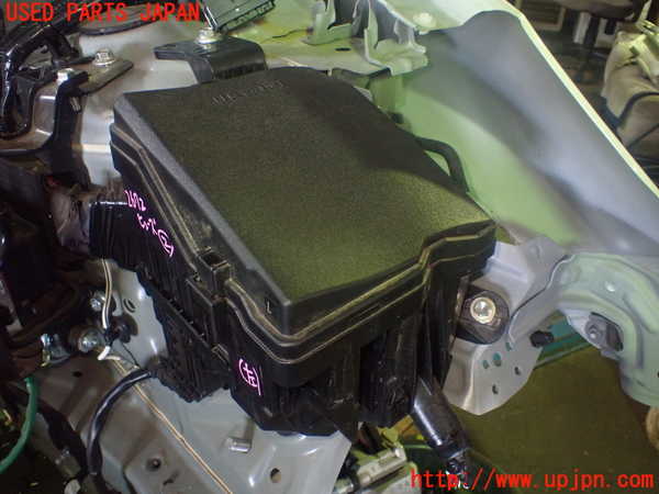 1UPJ-26726742]アクア(AQUA)(MXPK11)ヒューズボックス2 中古_m0001.jpg