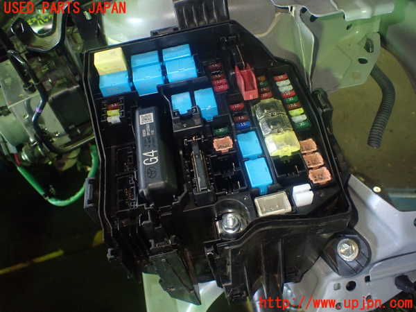 1UPJ-26726742]アクア(AQUA)(MXPK11)ヒューズボックス2 中古_m0002.jpg