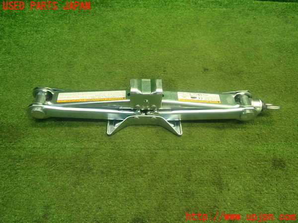 1UPJ-26727805]アクア(AQUA)(MXPK11)車載工具 中古_m0001.jpg