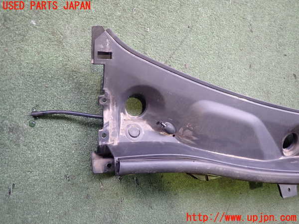2UPJ-26731190]アウトランダーPHEV(GN0W)カウルトップ 中古_m0002.jpg
