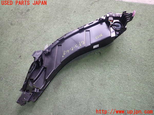 2UPJ-26731150]アウトランダーPHEV(GN0W)右コーナーランプ 【ジャンク品】 中古_m0002.jpg