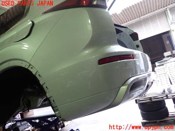 2UPJ-26731610]アウトランダーPHEV(GN0W)リアバンパー 中古_m0004.jpg