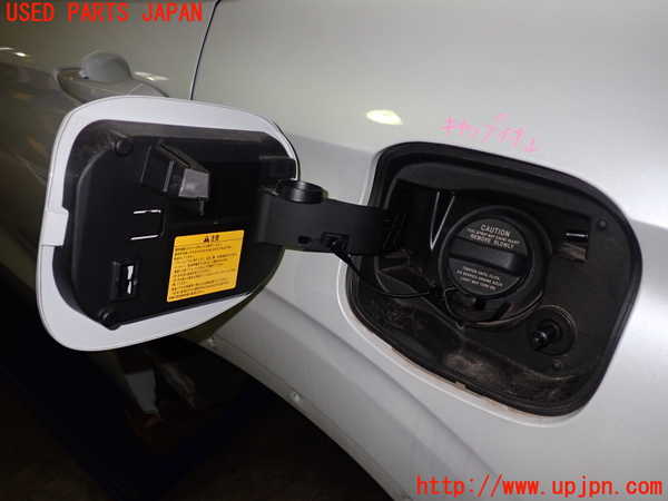 2UPJ-26731690]アウトランダーPHEV(GN0W)フューエルリッド 中古_m0002.jpg