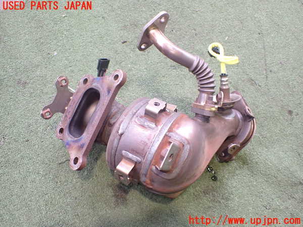 2UPJ-26732041]アウトランダーPHEV(GN0W)エキマニ1 (触媒 マニバーター) 中古_m0003.jpg