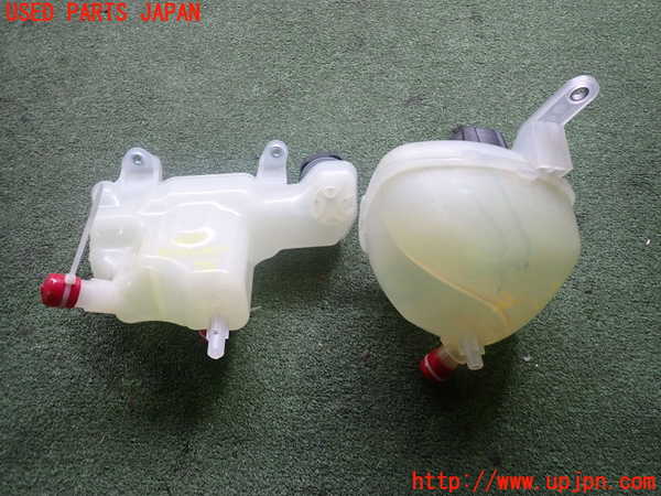 2UPJ-26732410]アウトランダーPHEV(GN0W)ラジエータータンク 中古_m0002.jpg