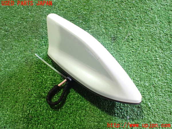 2UPJ-26736550]アウトランダーPHEV(GN0W)アンテナ 中古_m0001.jpg