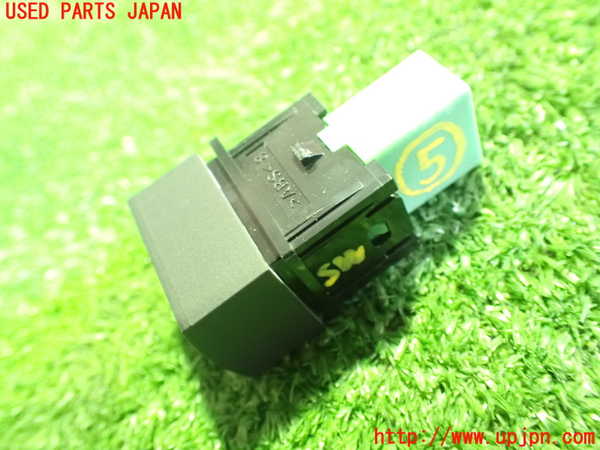 2UPJ-26736310]アウトランダーPHEV(GN0W)スイッチ5 (充電コネクターロック解除) 中古_m0002.jpg
