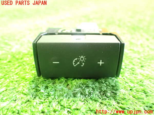 2UPJ-26736313]アウトランダーPHEV(GN0W)スイッチ8 (メーター照度) 中古_m0001.jpg