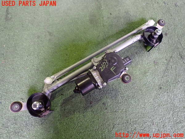 2UPJ-26736770]アウトランダーPHEV(GN0W)フロントワイパーモーター 中古_m0001.jpg