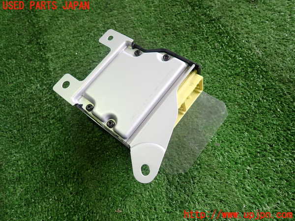 2UPJ-26736145]アウトランダーPHEV(GN0W)エアバッグコンピューター 【ジャンク 展開済】 中古_m0002.jpg