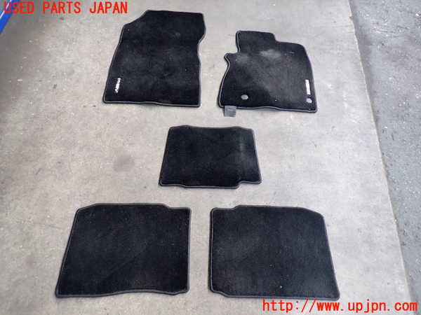 2UPJ-26737800]アウトランダーPHEV(GN0W)フロアマット 中古_m0001.jpg