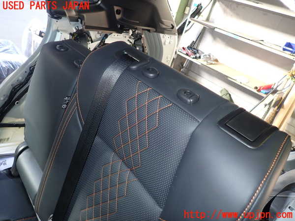 2UPJ-26737175]アウトランダーPHEV(GN0W)左2列目シート 中古_m0002.jpg
