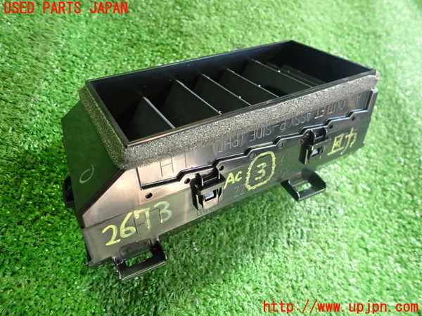 2UPJ-26737528]アウトランダーPHEV(GN0W)エアコン吹き出し口3 (左) 中古_m0003.jpg