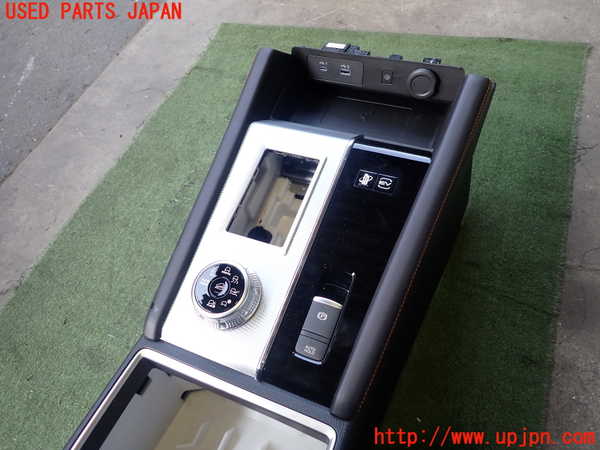 2UPJ-26737540]アウトランダーPHEV(GN0W)センターコンソール 中古_m0004.jpg