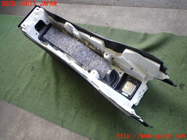 2UPJ-26737540]アウトランダーPHEV(GN0W)センターコンソール 中古_m0005.jpg