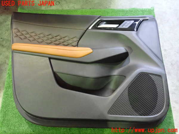 2UPJ-26731264]アウトランダーPHEV(GN0W)左前ドア内張り 中古_m0001.jpg