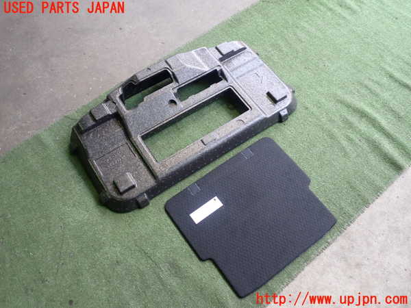 2UPJ-26737773]アウトランダーPHEV(GN0W)ラゲッジトレイ3 中古_m0004.jpg