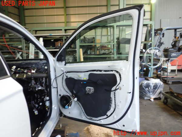 2UPJ-26741230]アウトランダーPHEV(GG2W)右前ドア 中古(43R-00014 M408)_m0004.jpg