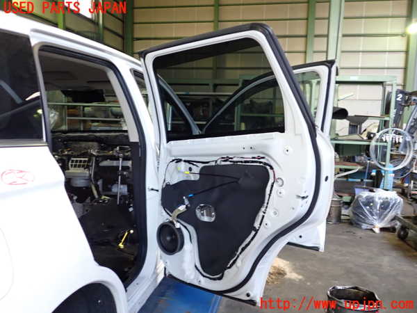 2UPJ-26741290]アウトランダーPHEV(GG2W)右後ドア 中古(43R-00150 M2L3)_m0003.jpg